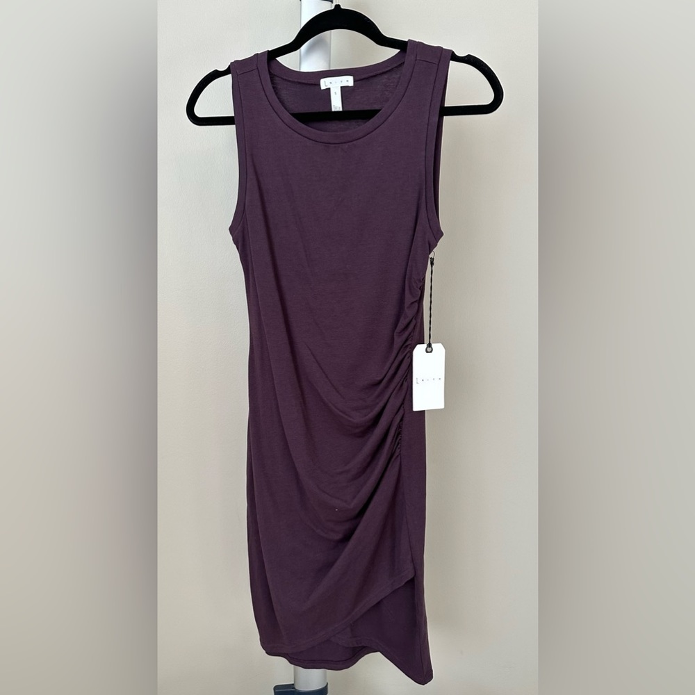 Leith Ruched Bodycon Dress in purple plum size small. NWT